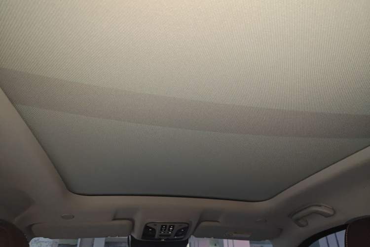 Used Wey VV6 2021 2.0T Two-Wheel Drive Smart Plus
