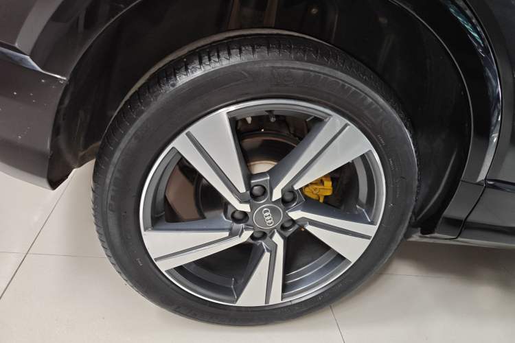 Used Audi Q2L 2020 35 TFSI Fashion Dynamic Model