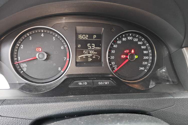 Used Volkswagen Santana 2015 Haval H6 1.6L Automatic Comfort Model
