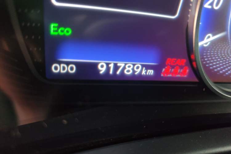 Used Lexus UX 2020 260h Explore-Cool Edition
