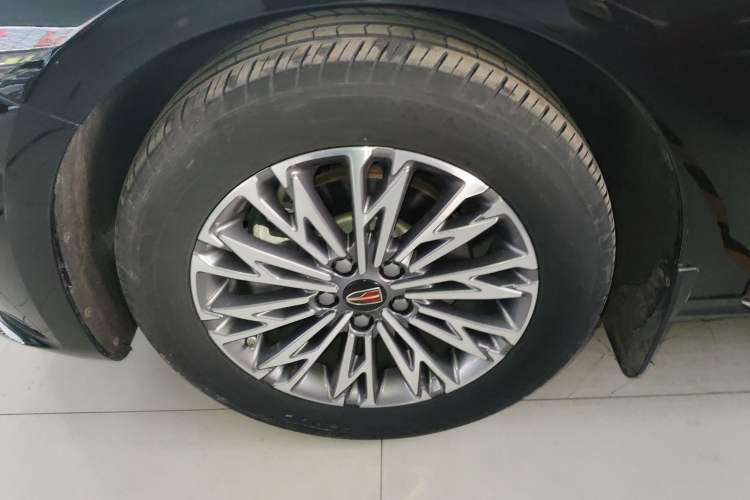 Used Hongqi H5 2023 1.5T DCT Smart Connect Flagship Edition
