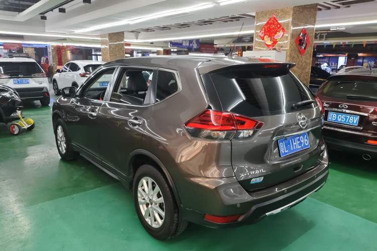 Used Nissan X-Trail 2019 2.0L CVT Smart Connect Comfort Edition 2WD