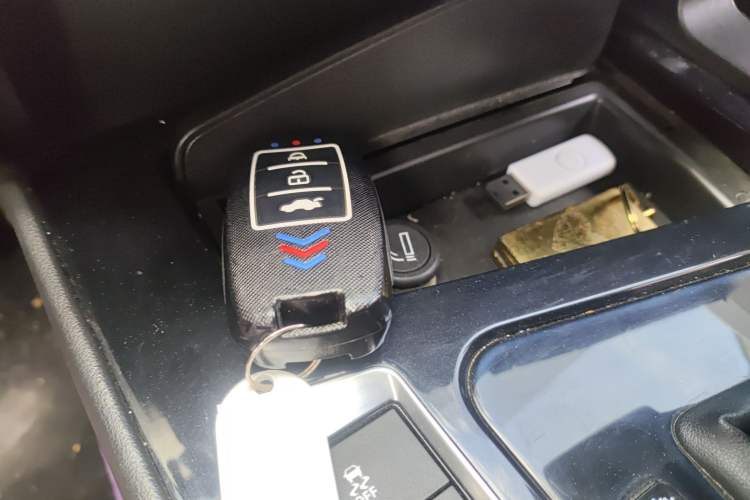 Used FORTHING T5L 2019 1.5T CVT Luxury Model 5 Seats
