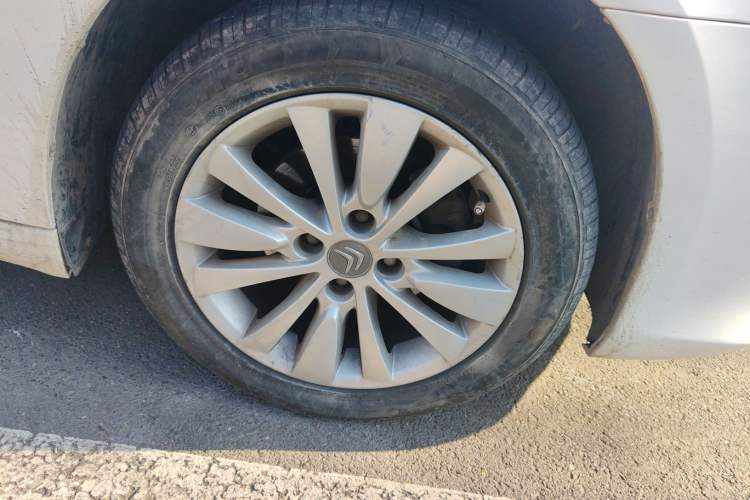 Used Citroen C-Quatre 2013 1.6L Manual Prestige CNG Model