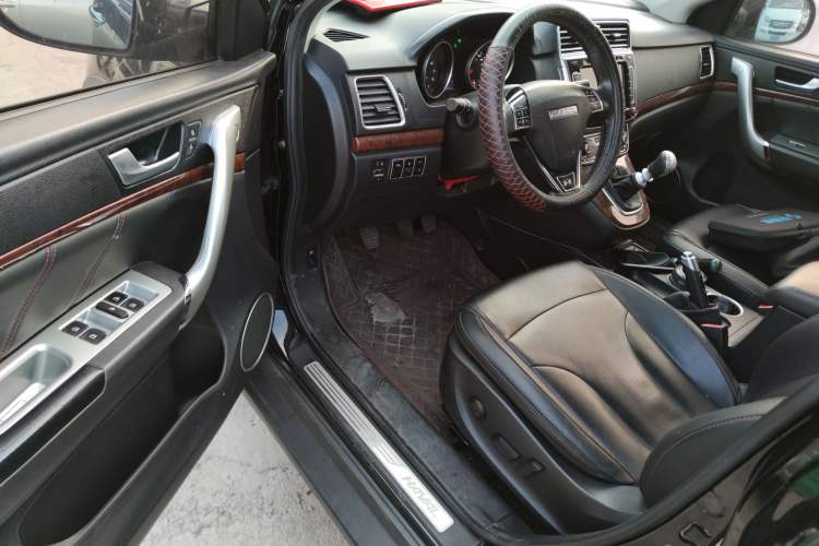 Used Haval H6 2017 Red-Label Sport Edition 1.5T Manual Two-Wheel Drive Elite Model
