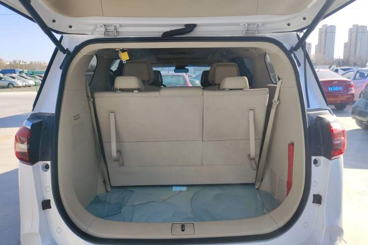 Used Buick GL8 2023 ES Lu Zun Deluxe Model
