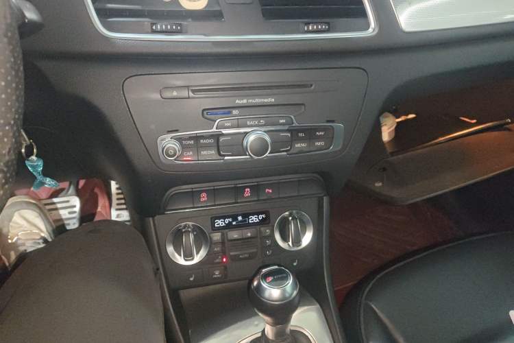 Used Audi Q3 2015 35 TFSI Comfort Model
