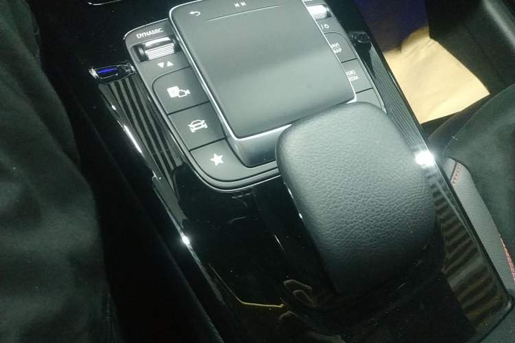 Used Mercedes-Benz CLA 2022-Year Updated CLA 200