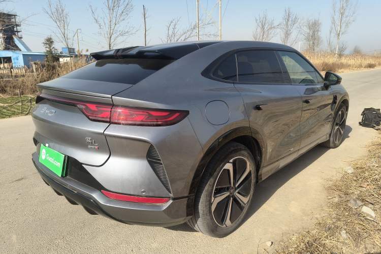 Used BYD Song L EV 2025 Intelligent Driving Version 662 km LiDAR Excellence Edition