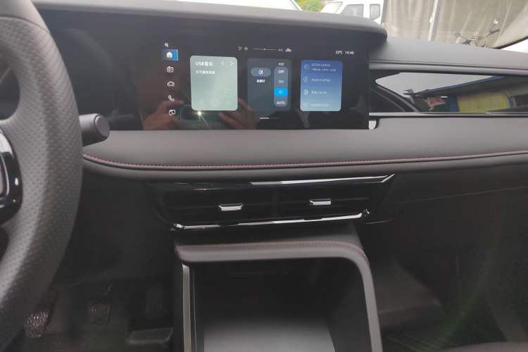 Used Roewe i5 2023 1.5L Manual Comfort Edition
