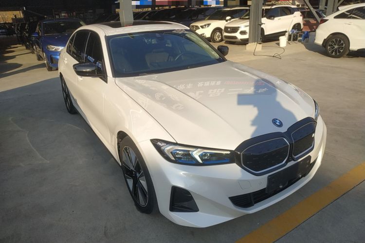 Used BMW i3 2023 eDrive 40 L Midnight Sports Package
