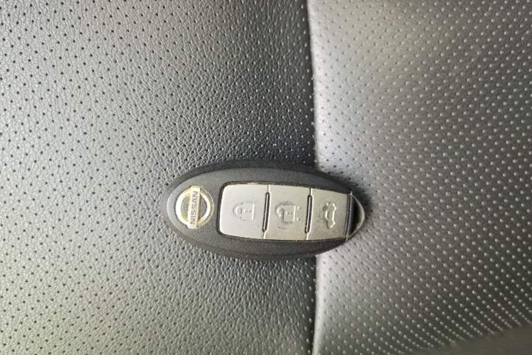 Used Nissan Teana 2015 2.0L XL-Sporty UEFA Champions League Edition
