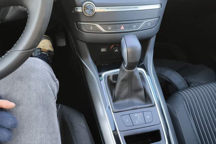 Used Peugeot 408 2018 350THP Automatic Luxury Edition