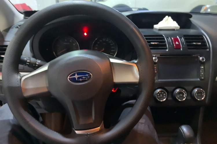 Used Subaru XV 2014 2.0i Comfort Edition
