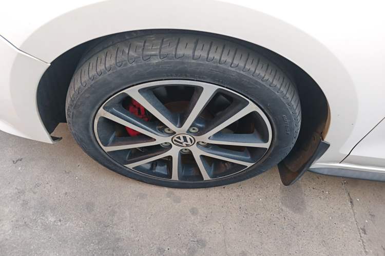 Used Volkswagen Sagitar 2013 2.0 TSI GLI
