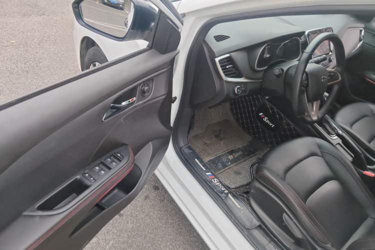 Used Chevrolet Monza 2019 RS 330T Automatic Comfort Edition China VI Standard