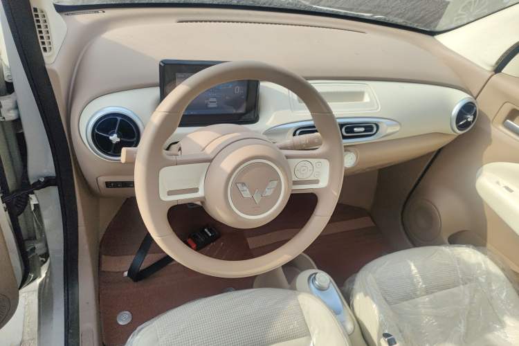 Used Wuling Hongguang MINIEV 2025 Four-Door Version Premium Edition