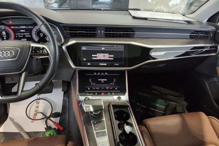 Used Audi A6L 2023 Updated 55 TFSI quattro Prestige Elegant Edition
