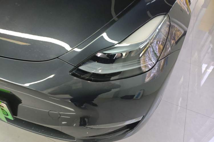 Used Tesla Model Y 2024 Long-Range All-Wheel-Drive Version
