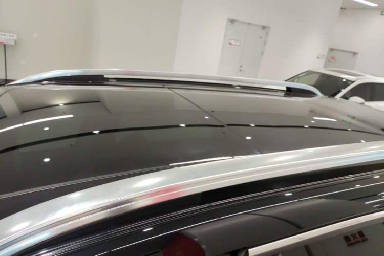 Used Ford Edge 2021 PLUS EcoBoost 245 Two-Wheel-Drive Platinum Edition 5 Seats
