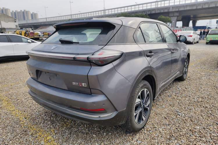 Used NETA U 2023 NETA U-Ⅱ 400 U Show Edition – Lithium Iron Phosphate