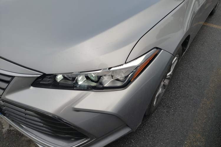 Used Toyota Avalon 2019 2.0L Luxury Edition China VI Standard
