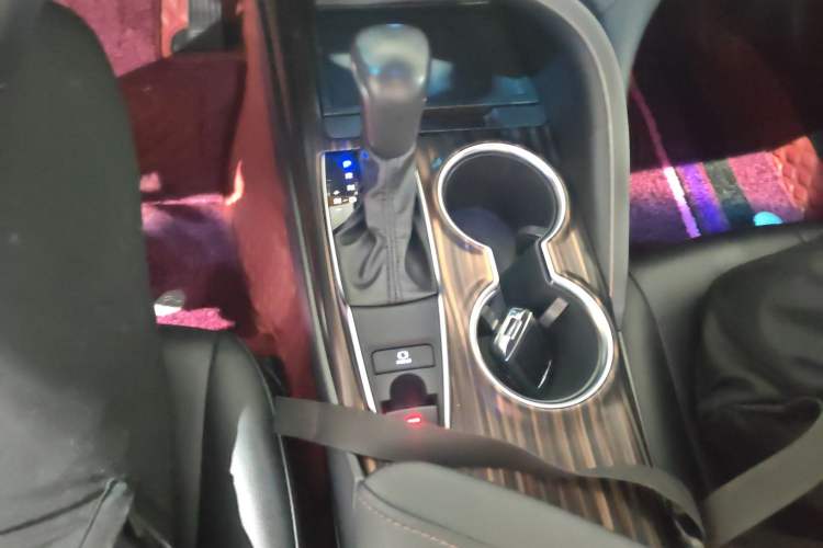 Used Toyota Camry 2019 2.0G Luxury Edition China VI Standard
