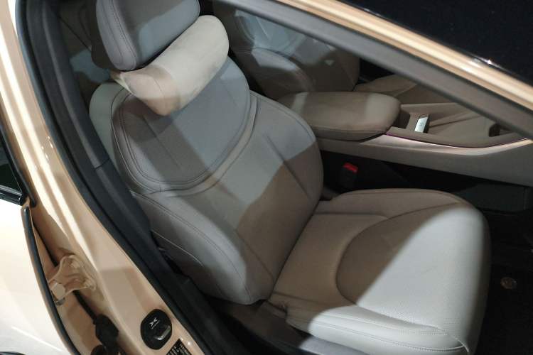 Used XPeng MONA M03 2024 620 with Ultra-Long Range
