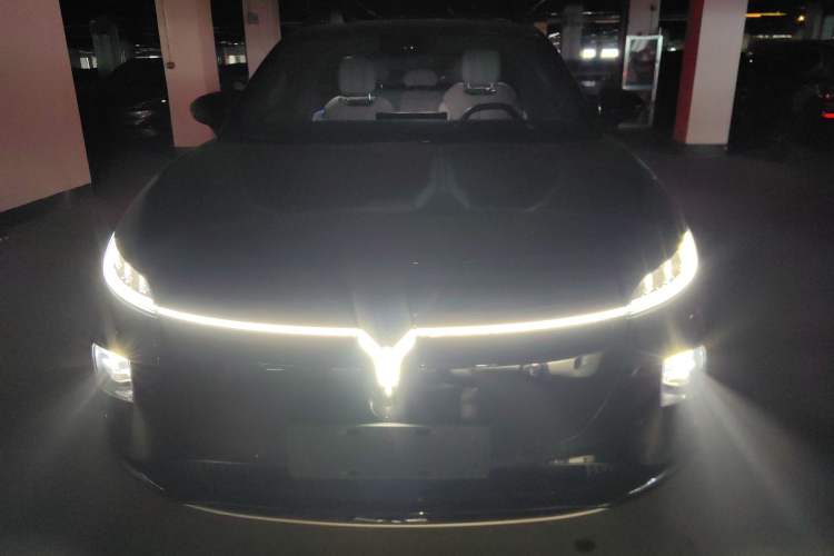 Used VOYAH COURAGE 2024 Long-Range Supercharge Edition