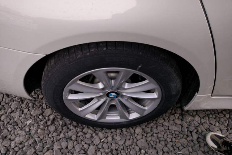 Used BMW 5 Series 2015 520i Elegant Edition
