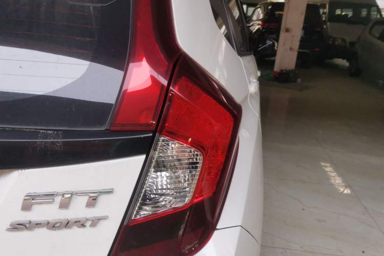 Used Honda Fit 2018 1.5L CVT Trendy Sports Edition
