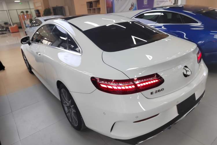 Used Mercedes-Benz E-Class 2021 E 260 Coupe