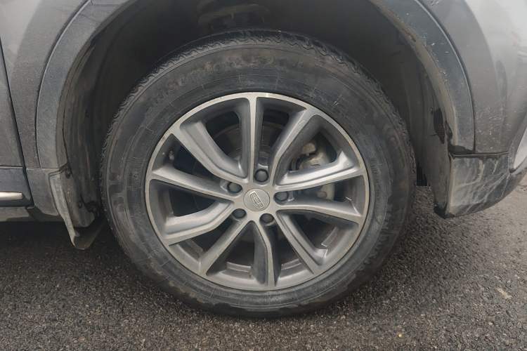 Used Geely Auto Emgrand X7 Sport 2018 1.8TD Automatic Two-Wheel Drive Smart Connect 4G Internet Edition