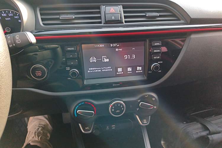 Used Kia KX Cross 2017 1.4L AT GLS
