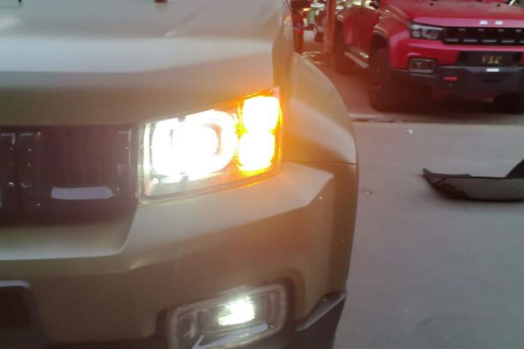 Used  BJ40 2023 2.0D Automatic Four-Wheel Drive Blade Hero Edition Adventurer Type
