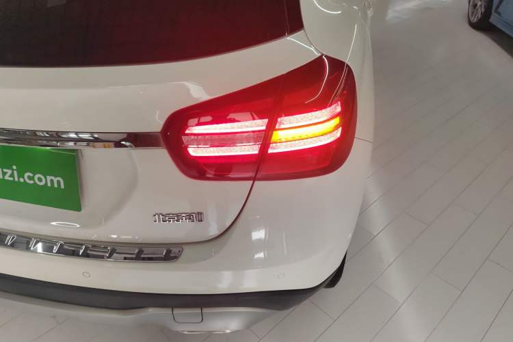 Used Mercedes-Benz GLA 2017 GLA 200 Fashion Model