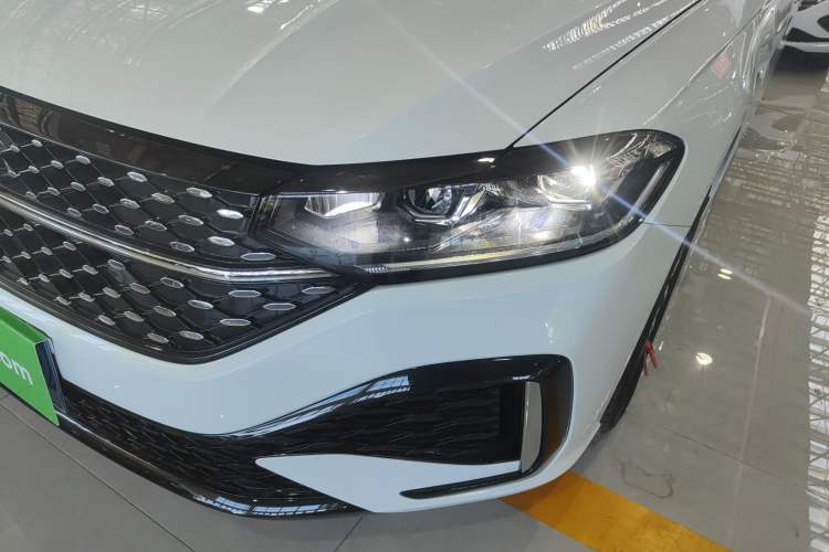 Used Volkswagen Lavida 2024 1.5L Automatic Starry Sky 5 Million Edition