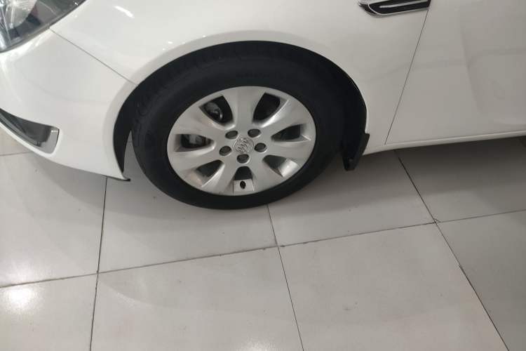 Used Buick Regal 2015 2.0L Leading Fashion Edition
