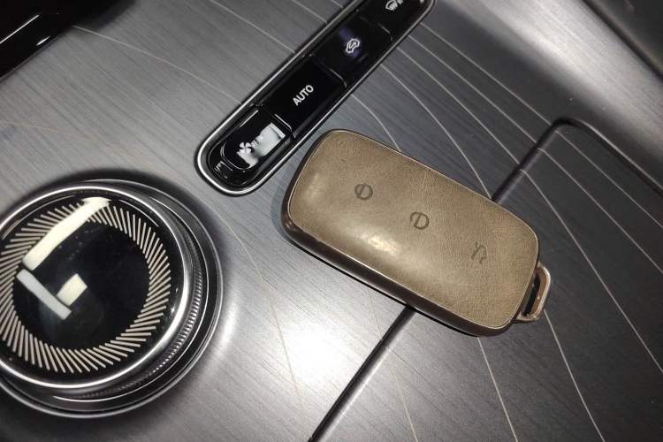 Used  E5 2024 530 km Exploration+ Version