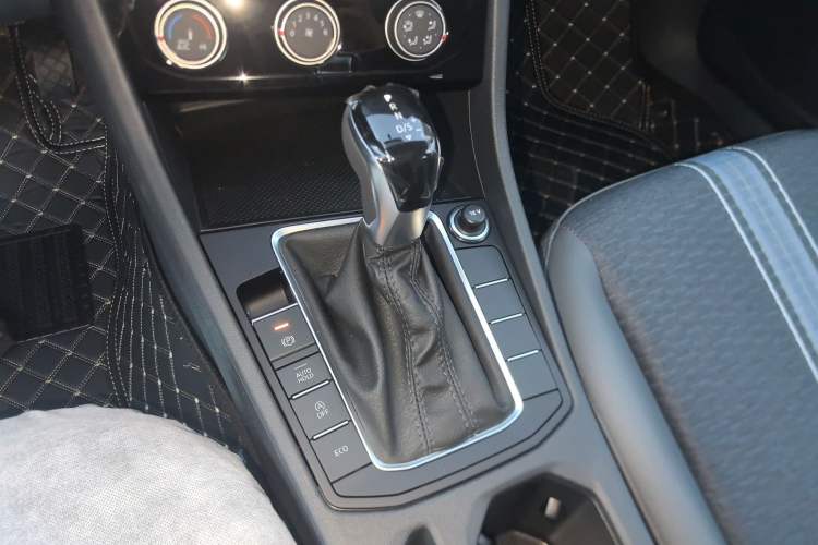 Used Volkswagen Sagitar 2025 Facelift 200TSI DSG Flyover Edition