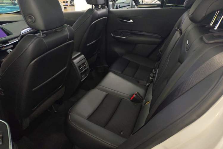 Used Cadillac XT4 2018 28T Two-Wheel Drive Tech Version
