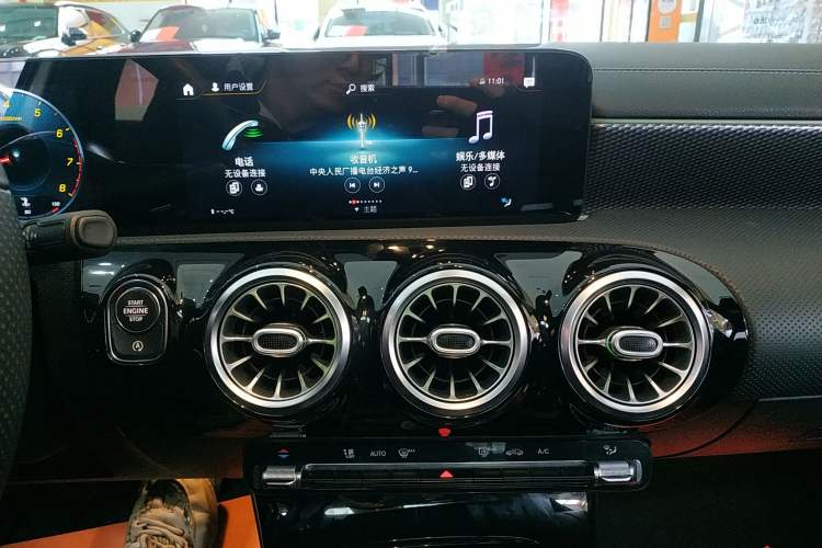 Used Mercedes-Benz A-Class 2020 Restyled A 200 L Sport Sedan Fashion Version
