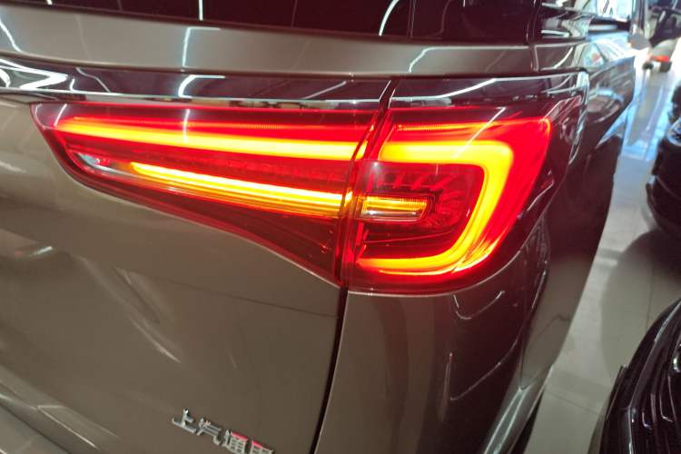 Used Buick GL8 2020 ES Land Cruiser 653T Luxury Model
