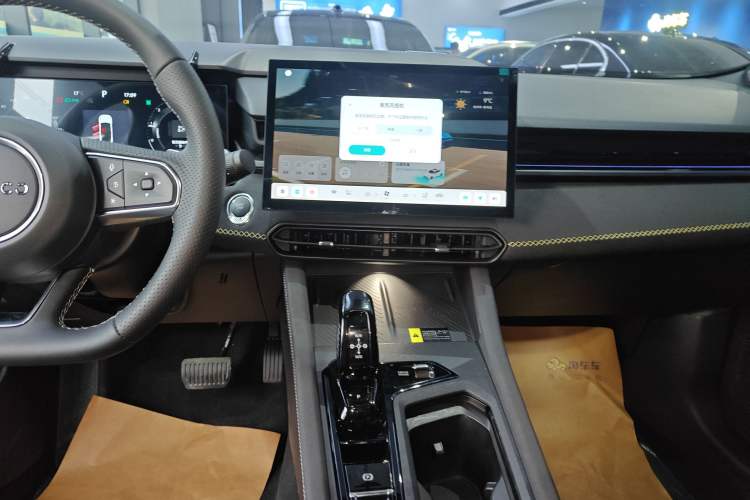 Used Lynk & Co 03 2023 1.5TD DCT JingPro
