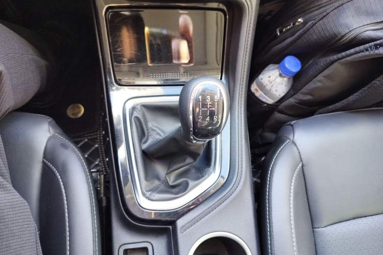 Used Changan CS35PLUS 2021 Honor Million Edition 1.6L Manual Luxury Model
