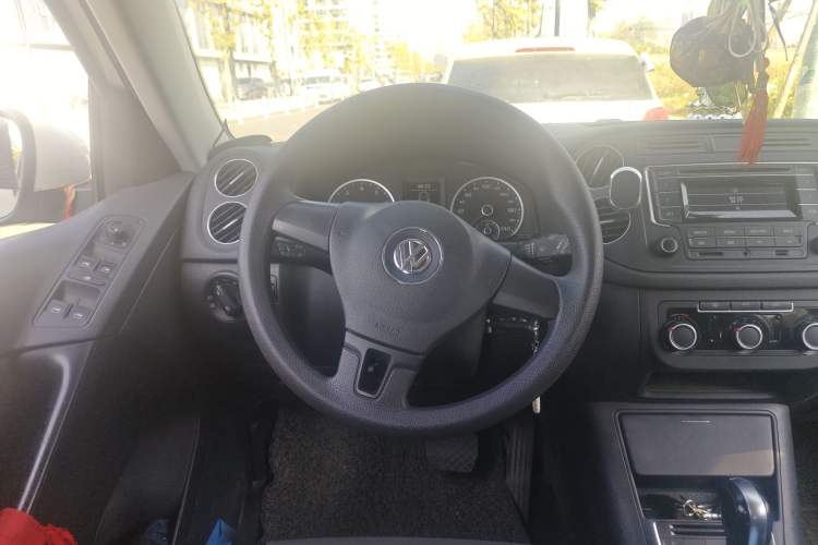 Used Volkswagen Tiguan 2015 1.8TSI Automatic Two-Wheel Drive Trend Edition