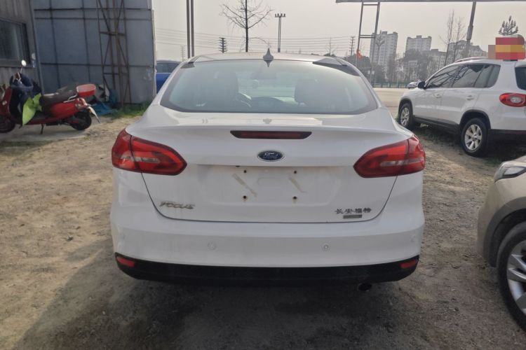 Used Ford Focus 2015 Sedan EcoBoost 180 Automatic Elite Model