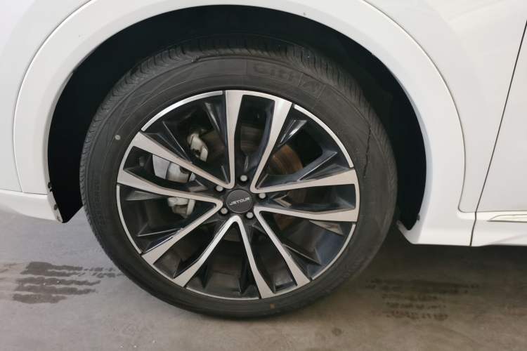 Used JETOUR X70 PLUS 2021 1.6T DCT Pro 5-Seater
