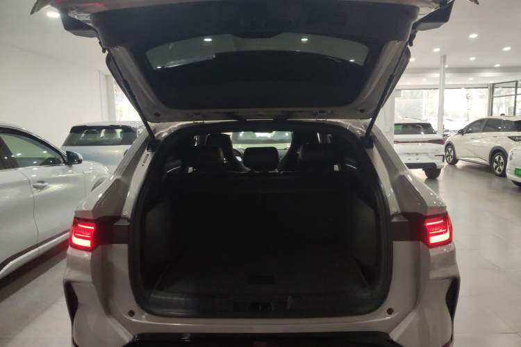 Used BYD Song PLUS New Energy 2024 Honor Edition EV 520km Luxury Model
