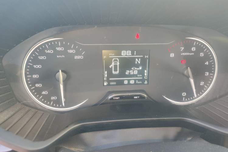 Used Wuling Jiachen 2022 1.5L Manual Enjoyment Elite Model